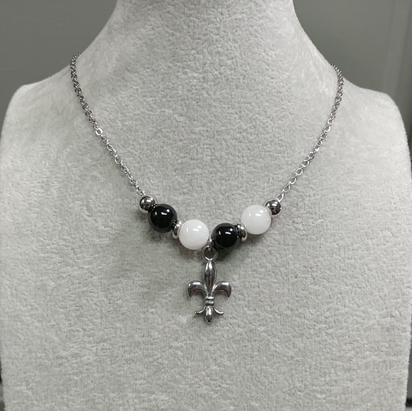 Fleur De Lis Onyx Jade Bead Necklace Natural Gemstone Stainless-Steel 17.5" - Picture 15 of 16